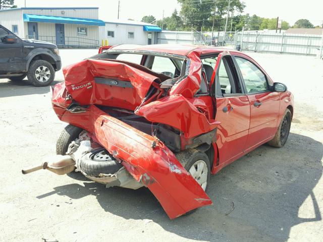 1FAFP34N57W101657 - 2007 FORD FOCUS ZX4 RED photo 4