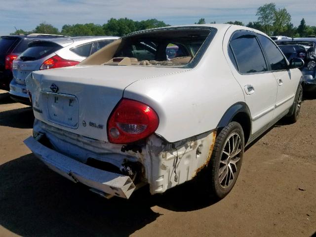 JN1CA31A21T311158 - 2001 NISSAN MAXIMA GXE WHITE photo 4