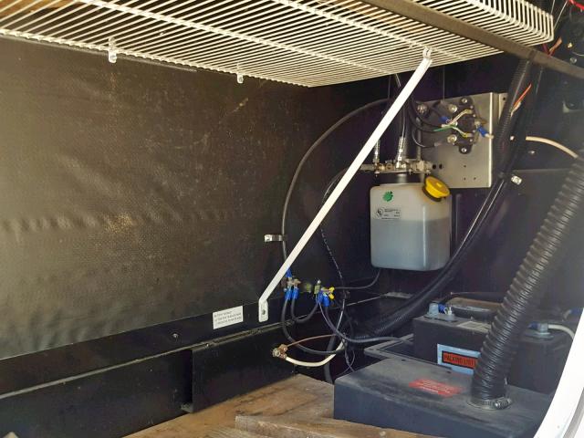 4YDF30524A4730612 - 2010 KEYSTONE MONTANA WHITE photo 7