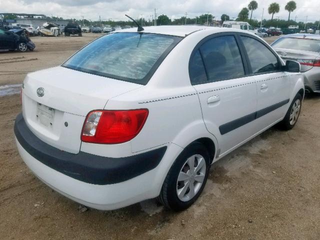 KNADE123466050774 - 2006 KIA RIO WHITE photo 4