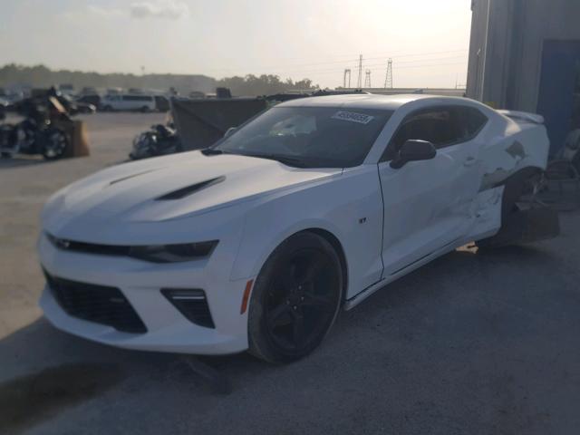 1G1FH1R71G0133121 - 2016 CHEVROLET CAMARO SS WHITE photo 2