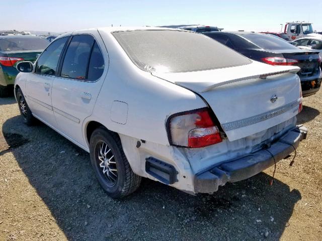 1N4DL01D41C119976 - 2001 NISSAN ALTIMA XE WHITE photo 3