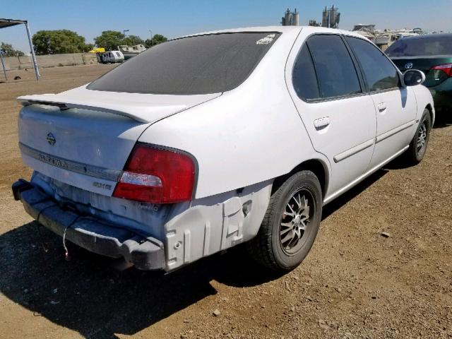 1N4DL01D41C119976 - 2001 NISSAN ALTIMA XE WHITE photo 4