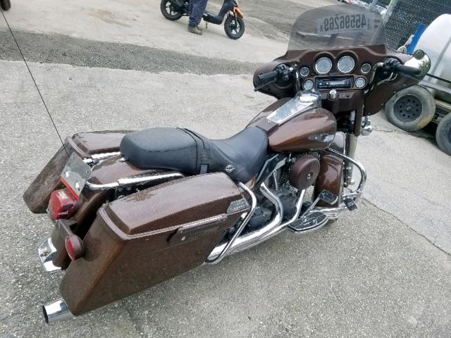 1HD1DDV102Y606371 - 2002 HARLEY-DAVIDSON FLHT BROWN photo 4