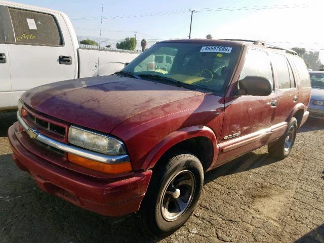 1GNCS13W92K197374 - 2002 CHEVROLET BLAZER RED photo 2