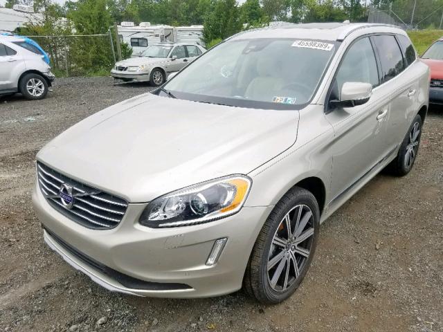 YV449MRU1H2212276 - 2017 VOLVO XC60 T6 IN CREAM photo 2