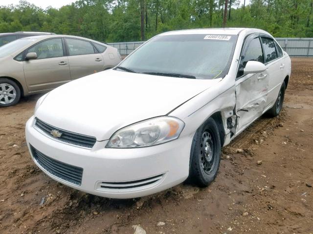 2G1WS553381366953 - 2008 CHEVROLET IMPALA POL WHITE photo 2