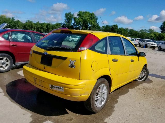 1FAFP37N17W220009 - 2007 FORD FOCUS ZX5 YELLOW photo 4