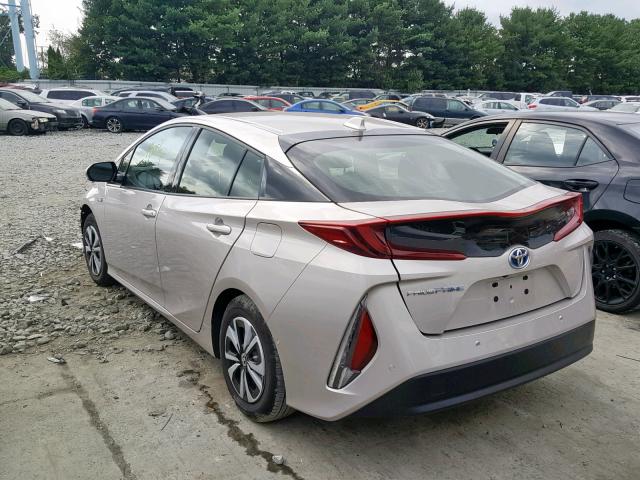 JTDKARFP7H3048006 - 2017 TOYOTA PRIUS PRIM 银色 照片 3