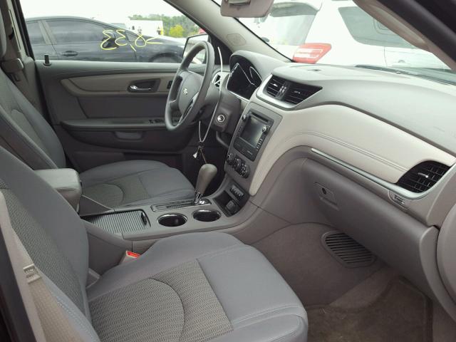 1GNKVFKD1HJ292865 - 2017 CHEVROLET TRAVERSE L GRAY photo 5