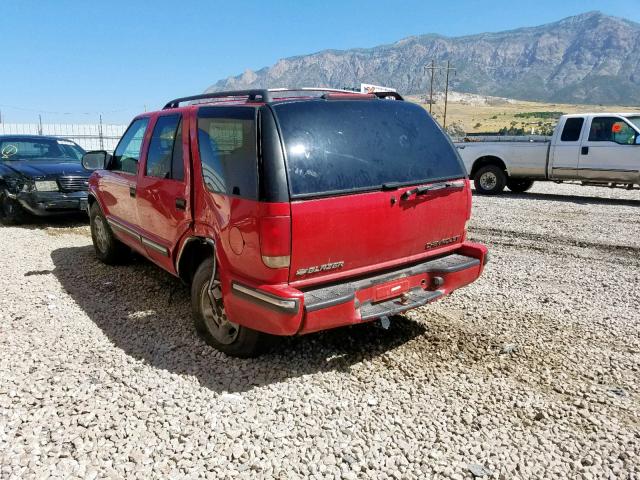 1GNDT13W3XK136112 - 1999 CHEVROLET BLAZER RED photo 3