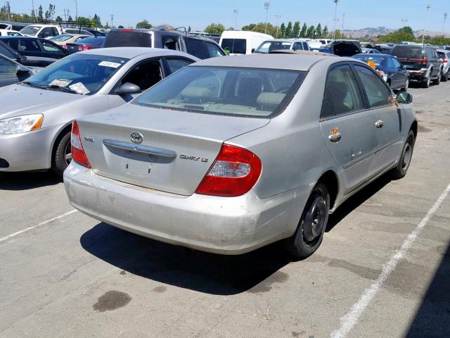 JTDBE32KX30193143 - 2003 TOYOTA CAMRY LE SILVER photo 4