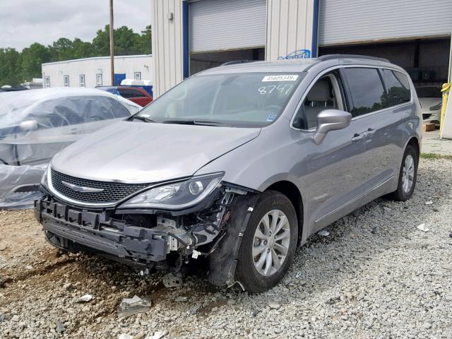 2C4RC1BG7HR778747 - 2017 CHRYSLER PACIFICA T SILVER photo 2