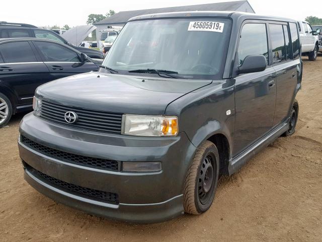 JTLKT324950190796 - 2005 TOYOTA SCION XB GREEN photo 2
