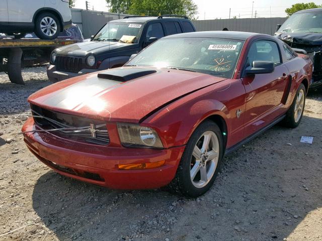 1ZVHT80N395139685 - 2009 FORD MUSTANG RED photo 2