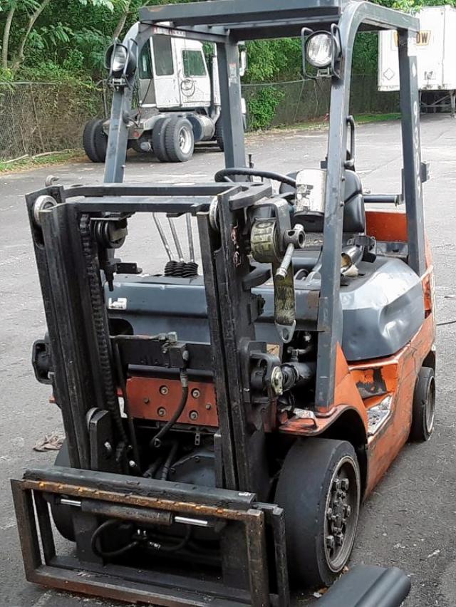 7FGCU2574810 - 2002 TOYOTA FORKLIFT UNKNOWN - NOT OK FOR INV. photo 1