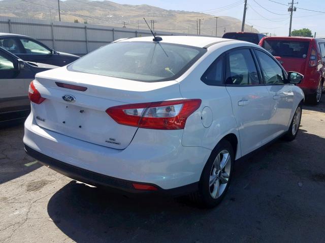 1FADP3F2XEL312703 - 2014 FORD FOCUS SE WHITE photo 4