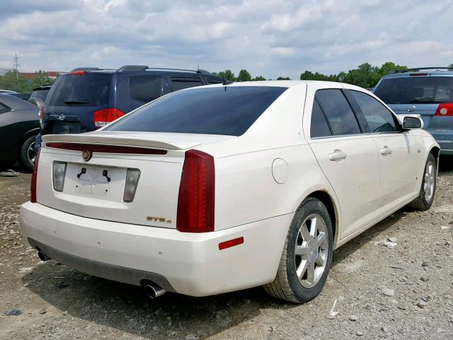 1G6DW677970137022 - 2007 CADILLAC STS WHITE photo 4