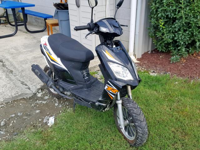 L9NTFACX1G1301105 - 2016 OTHER SCOOTER BLACK photo 1