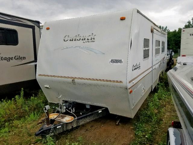 4YD12702535902651 - 2003 OUTB TRAVEL TRL ბეჟი ფოტო 2