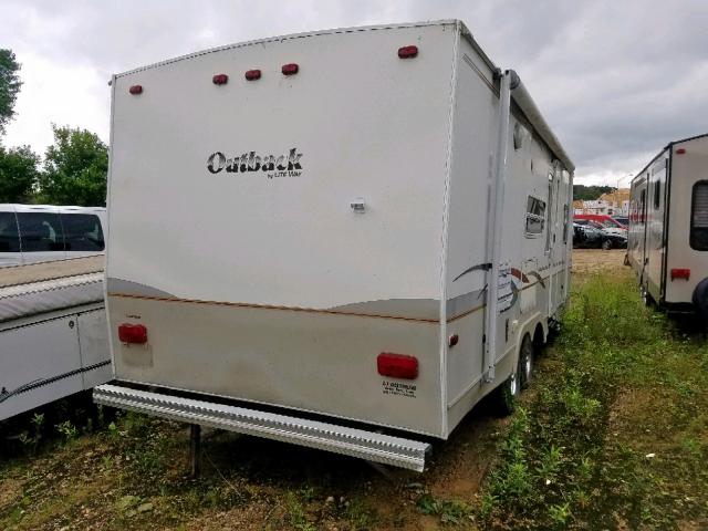 4YD12702535902651 - 2003 OUTB TRAVEL TRL ბეჟი ფოტო 4