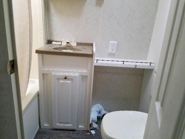 4YD12702535902651 - 2003 OUTB TRAVEL TRL ბეჟი ფოტო 6