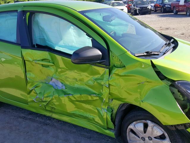 KL8CB6SA2GC603548 - 2016 CHEVROLET SPARK LS GREEN photo 9