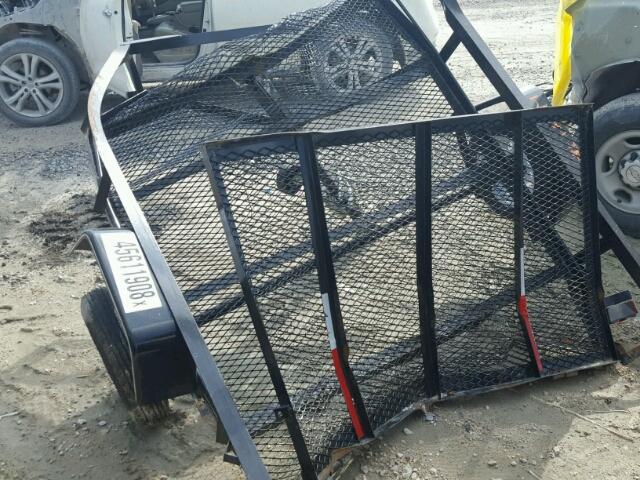 4YMBU0813HT044348 - 2017 TRAIL KING UTILITY BLACK photo 3