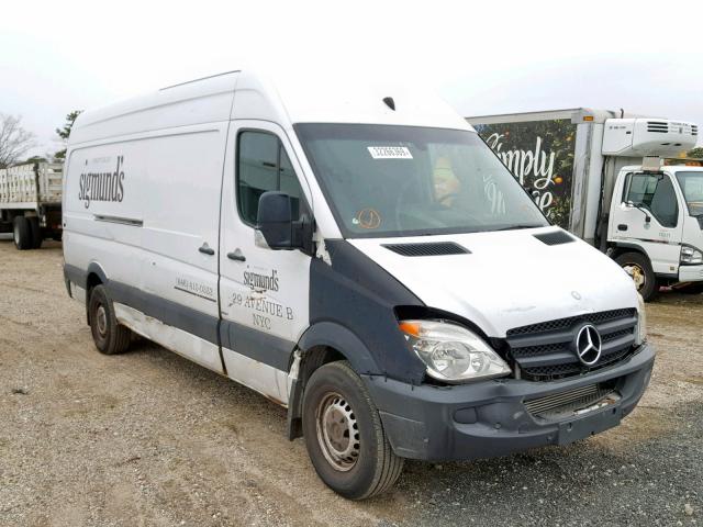 WD3PE8CC5A5455798 - 2010 MERCEDES-BENZ SPRINTER 2 WHITE photo 1