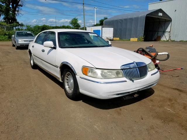 1LNHM85W41Y655408 - 2001 LINCOLN TOWN CAR C WHITE photo 1