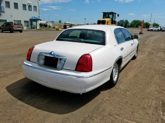 1LNHM85W41Y655408 - 2001 LINCOLN TOWN CAR C WHITE photo 4