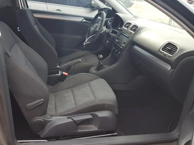 WVWAB7AJ1CW335042 - 2012 VOLKSWAGEN GOLF 黑色 照片 5