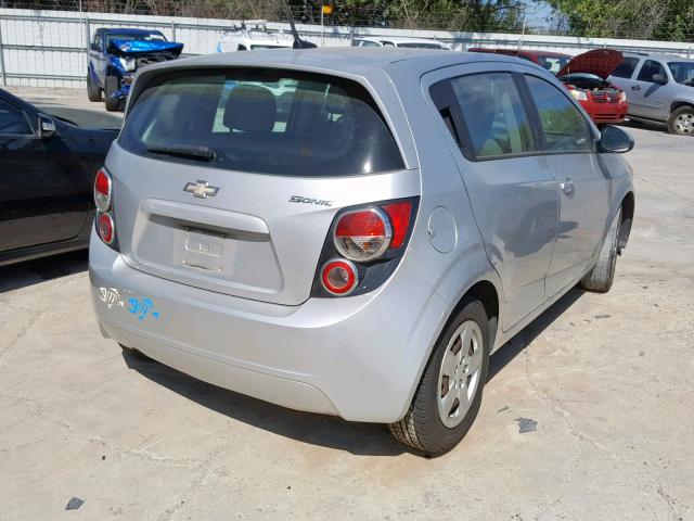 1G1JA6SH6D4102112 - 2013 CHEVROLET SONIC LS GRAY photo 4