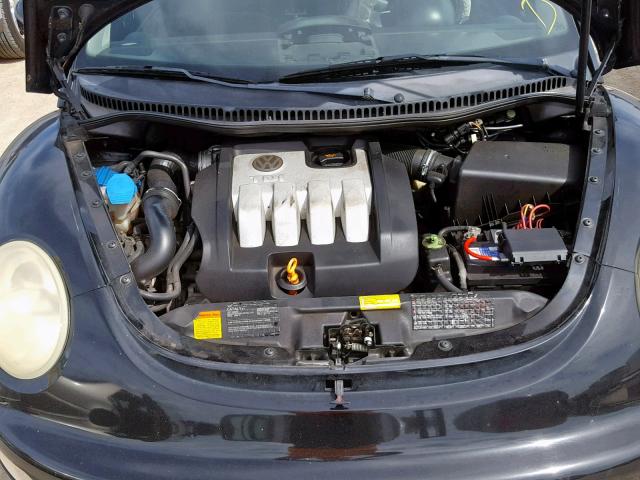 3VWCR31C15M403810 - 2005 VOLKSWAGEN NEW BEETLE შავი ფოტო 7