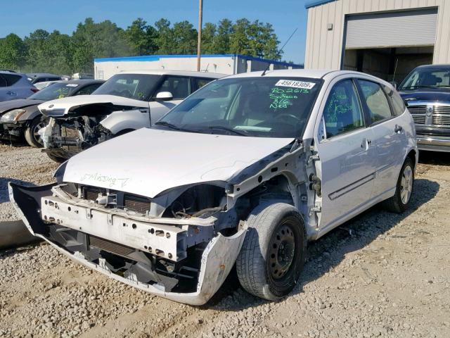 1FAHP37N57W182583 - 2007 FORD FOCUS ZX5 WHITE photo 2