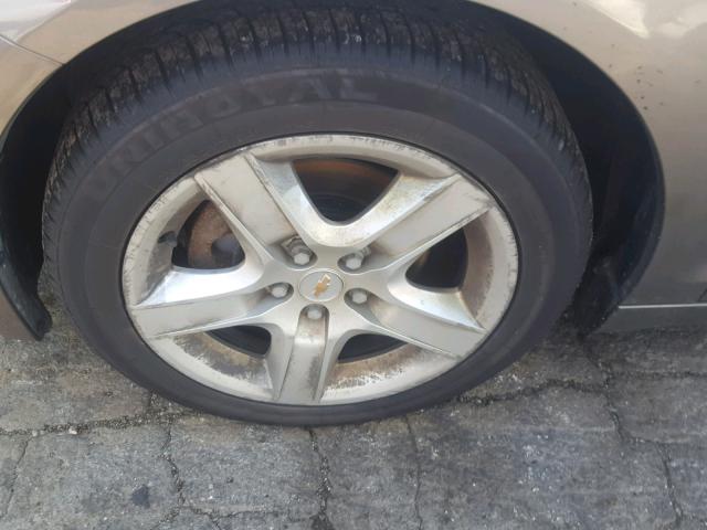 1G1ZB5EB2AF227822 - 2010 CHEVROLET MALIBU LS GOLD photo 9