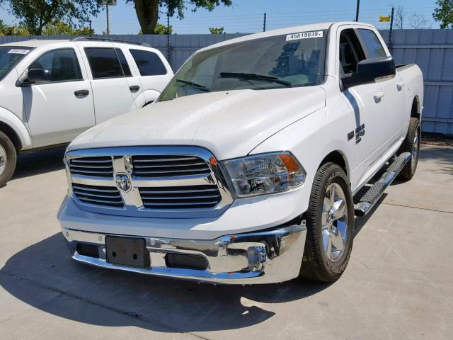 1C6RR6LT5KS563291 - 2019 RAM 1500 CLASS WHITE photo 2