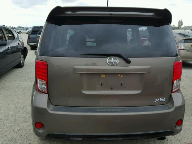 JTLZE4FEXDJ045941 - 2013 TOYOTA SCION XB Қоңыр фото 9