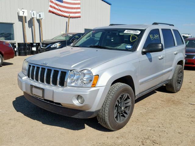 1J8HS58217C635312 - 2007 JEEP GRAND CHER SILVER photo 2