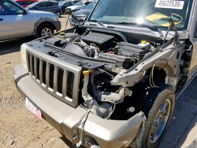 1J8HG48N16C129418 - 2006 JEEP COMMANDER 棕色 照片 9