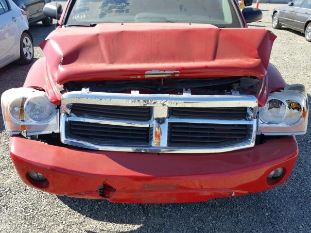 1D4HB48NX6F190984 - 2006 DODGE DURANGO SL RED photo 9