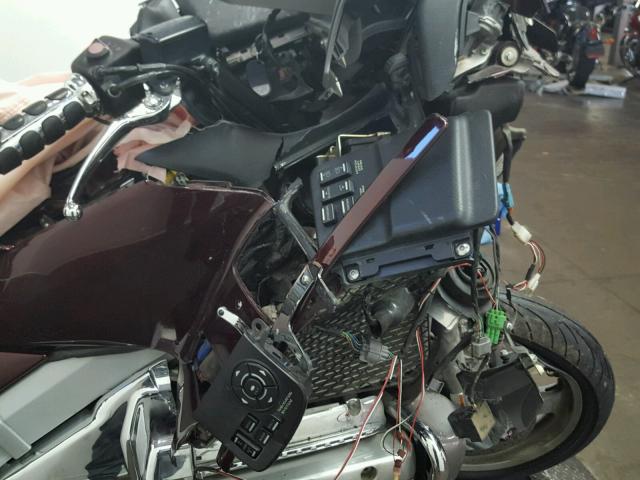 1HFSC47M68A705896 - 2008 HONDA GL1800 MAROON photo 18