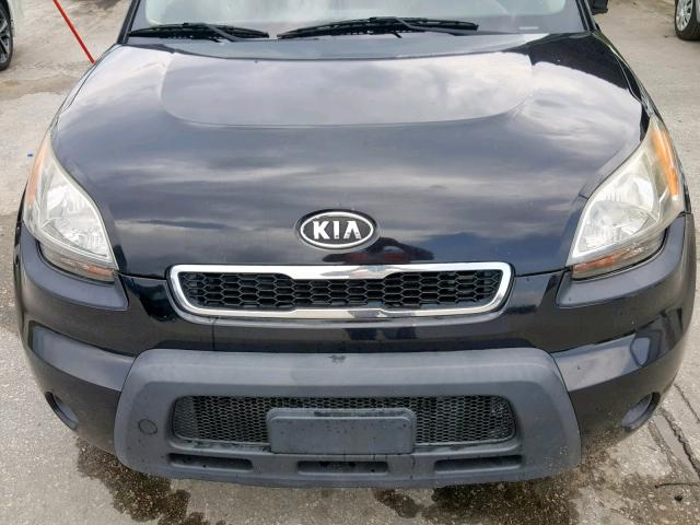 KNDJT2A22B7206440 - 2011 KIA SOUL BLACK photo 7