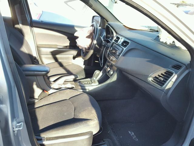 1C3CCBAB9EN231056 - 2014 CHRYSLER 200 LX SILVER photo 5