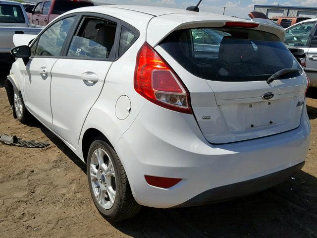 3FADP4EJ9FM123765 - 2015 FORD FIESTA SE WHITE photo 3