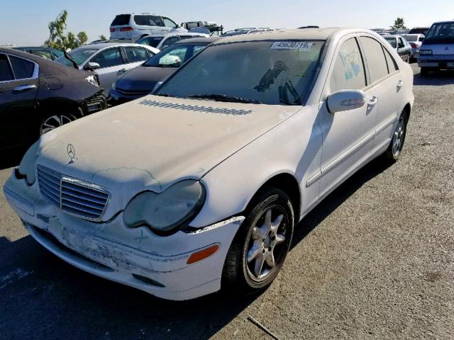 WDBRF61J31F108576 - 2001 MERCEDES-BENZ C 240 WHITE photo 2