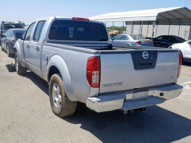 1N6AD09U68C411120 - 2008 NISSAN FRONTIER C SILVER photo 3