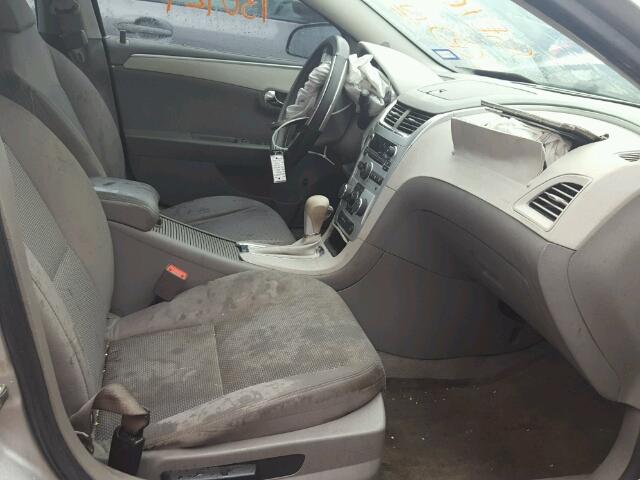 1G1ZB5E0XCF186406 - 2012 CHEVROLET MALIBU LS 银色 照片 5