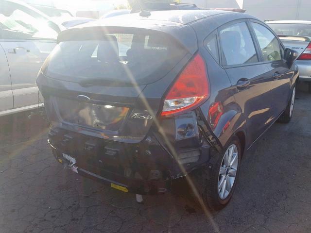 3FADP4EJ7DM200923 - 2013 FORD FIESTA SE GRAY photo 4