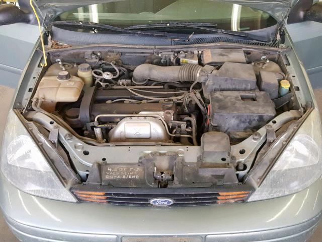 3FAFP37364R105032 - 2004 FORD FOCUS ZX5 GREEN photo 7